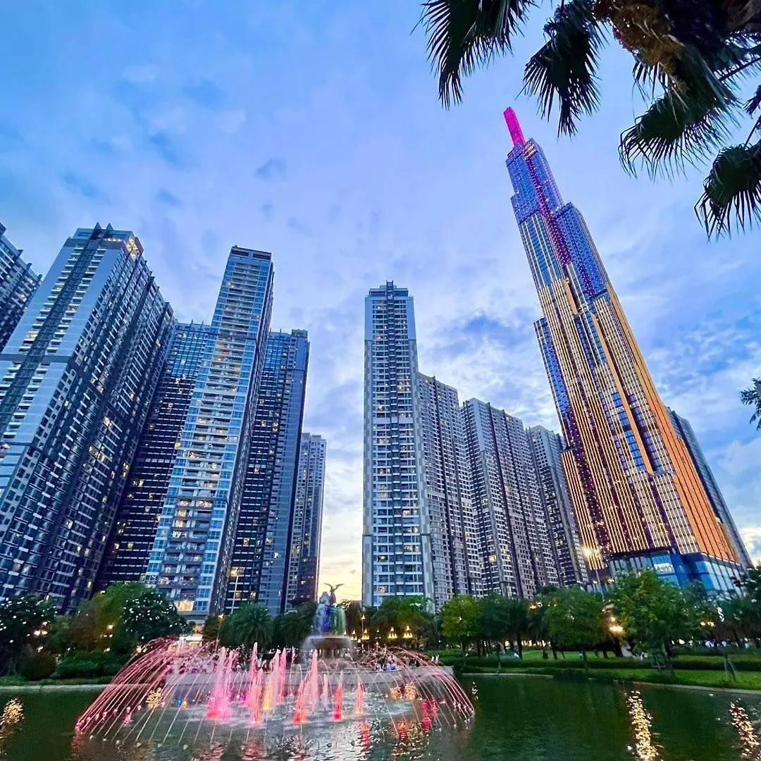 Vinhome Central Park Classic At Landmark 81 Ho Chi Minh City 0*,  Vietnam